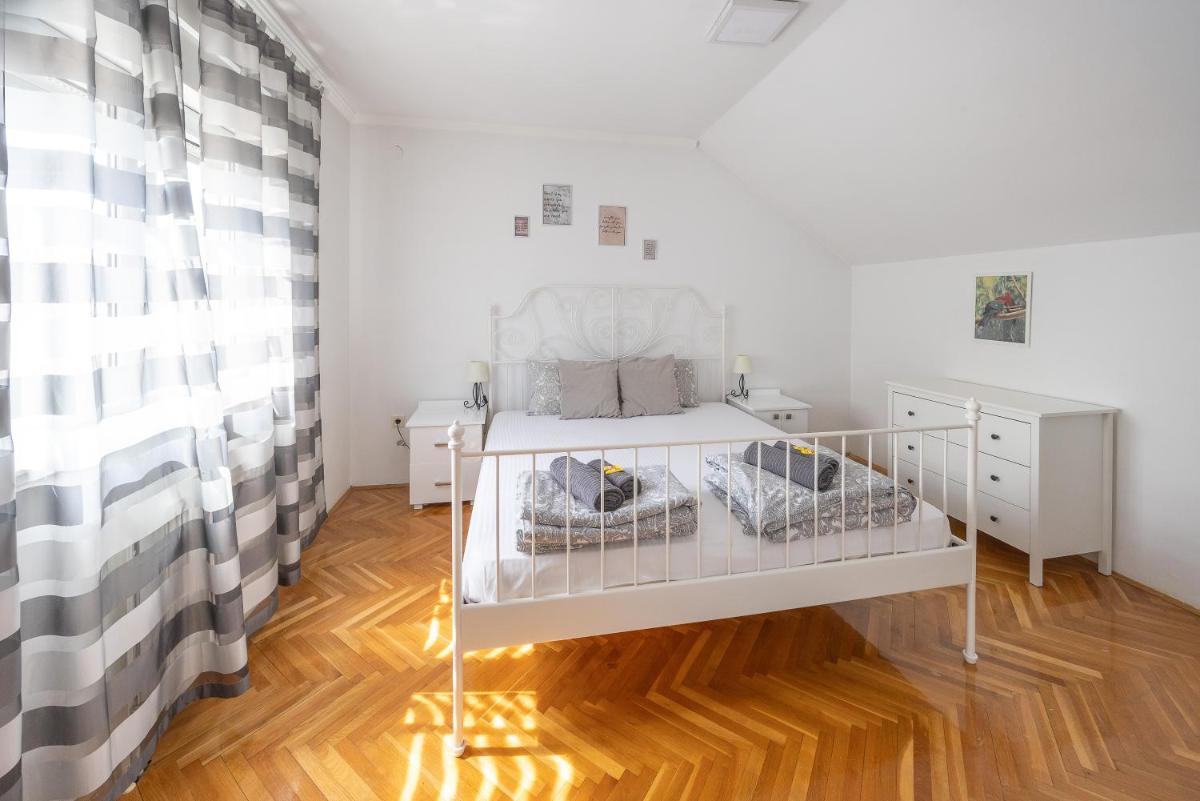 Apartment Cactus 021 - Housity