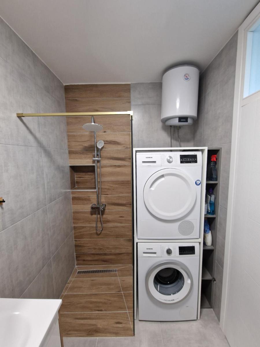 LUX Apartman Zivinice - Housity
