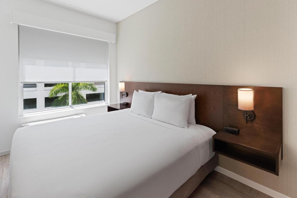 Hyatt Place West Palm Beach - Housity