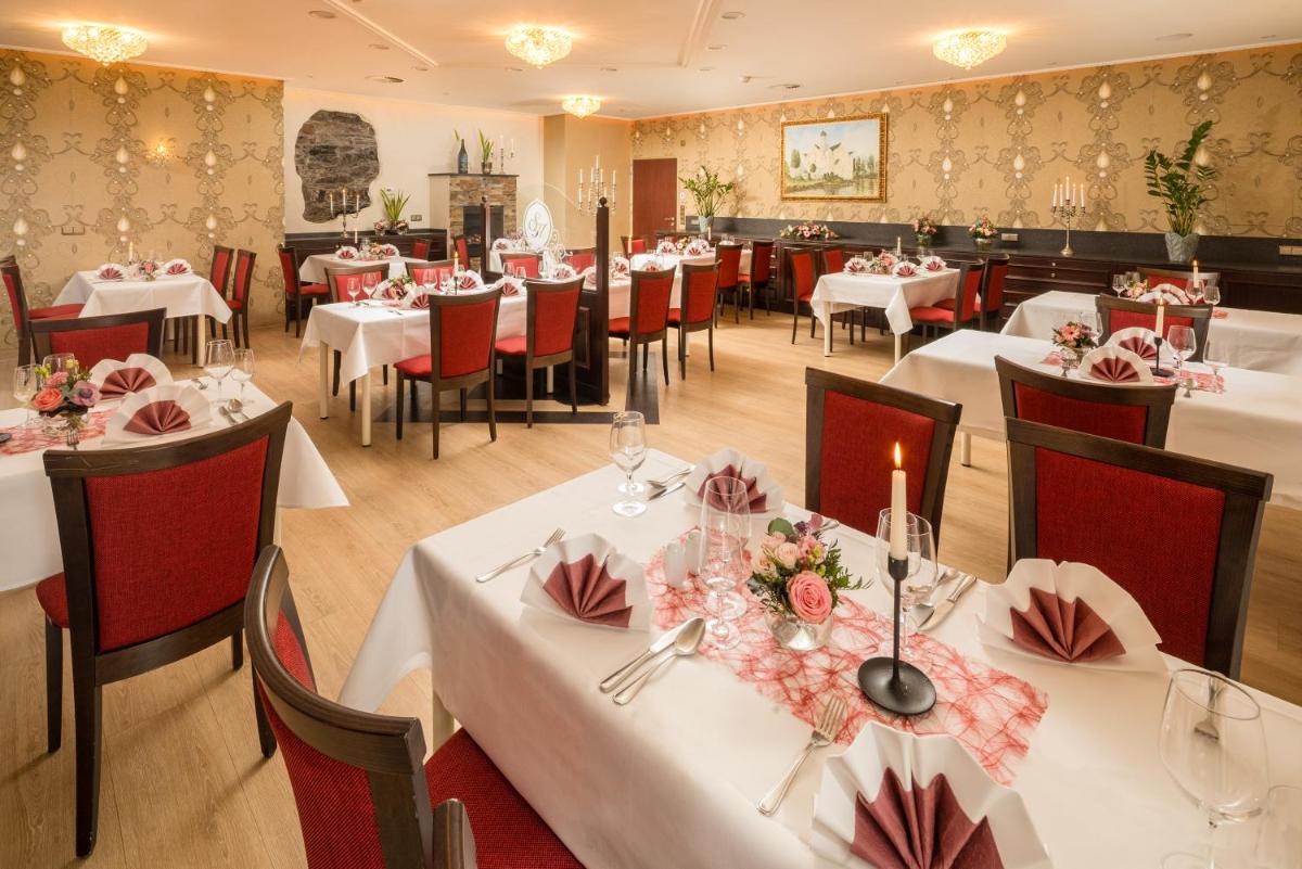 Schlosshotel Klaffenbach - Housity