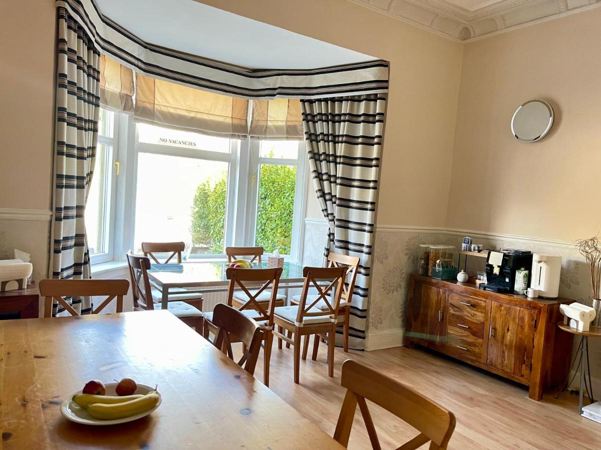 Dalmore Lodge Guest House - Housity