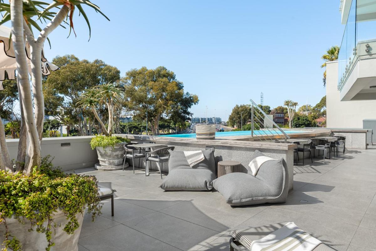 Point Break Luxury Apartments - Housity