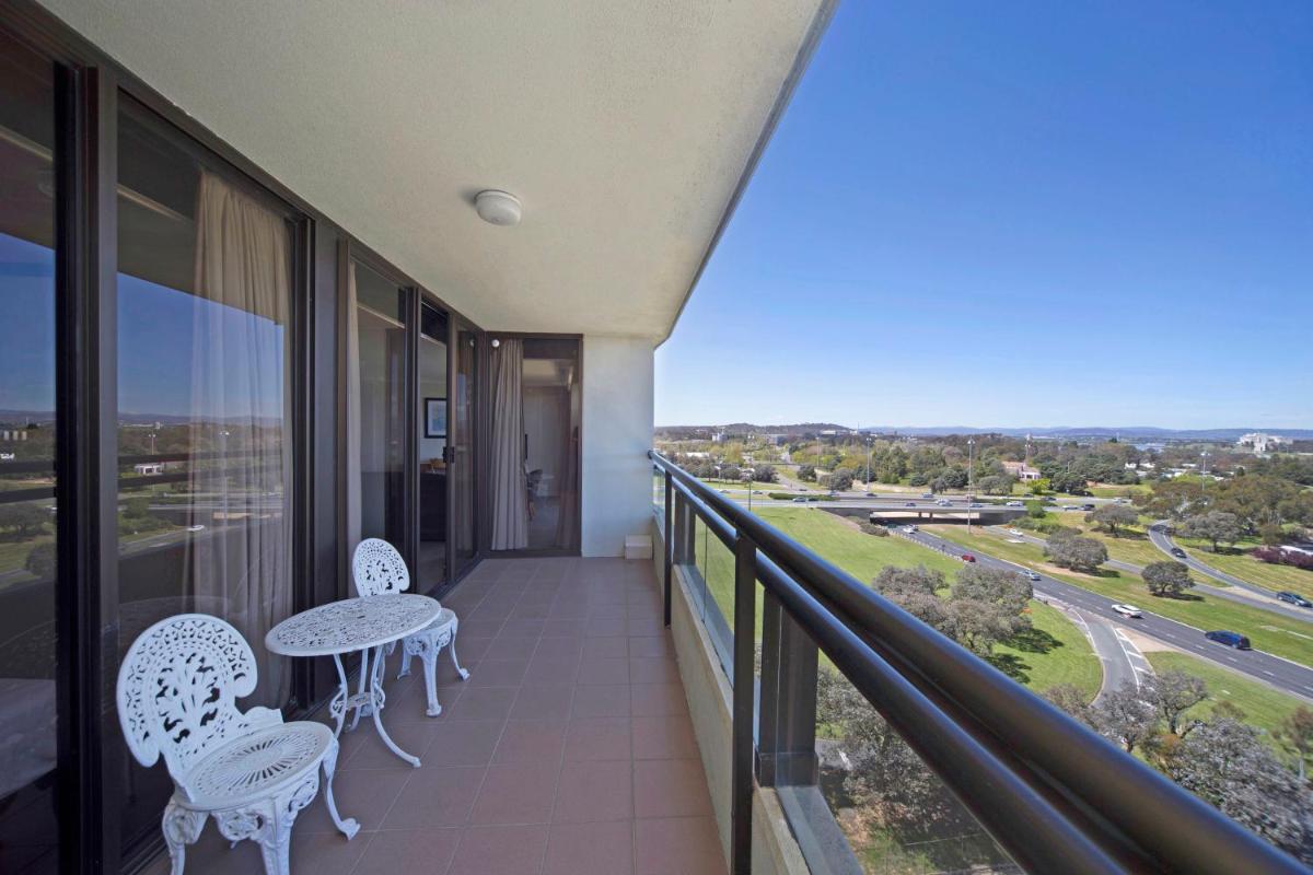 Suitetrails - BreakFree Capital Tower Apartments
