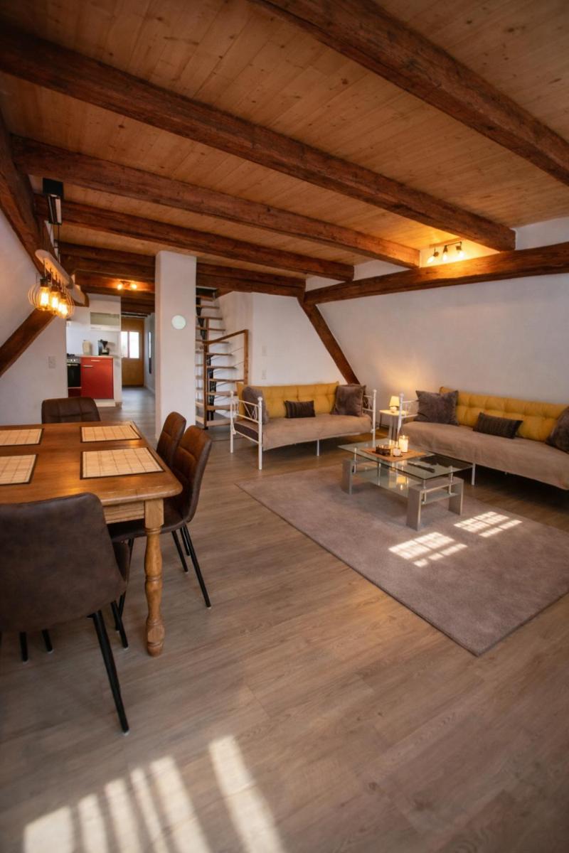 Ferienwohnung Ornela-Eggolsheim 4 Räume 120 qm auf zwei Etagen - Housity