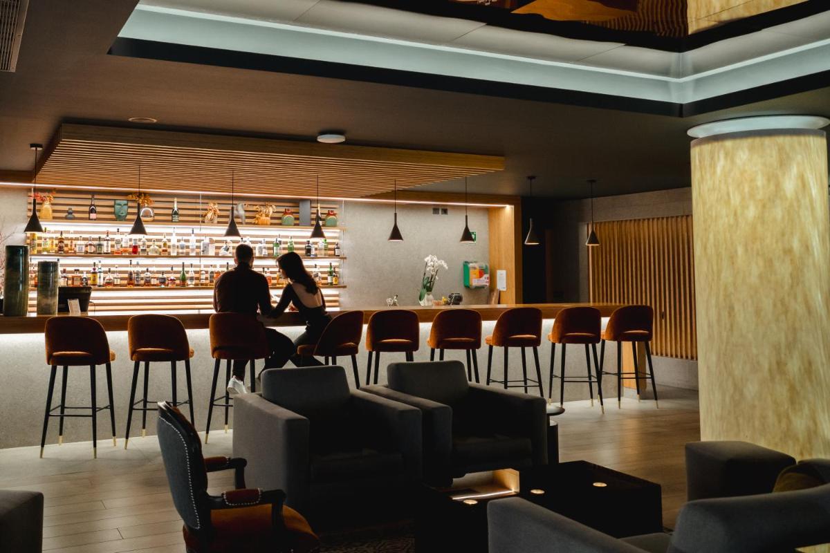 A área de bar ou lounge em Alambique - Hotel Resort & Spa