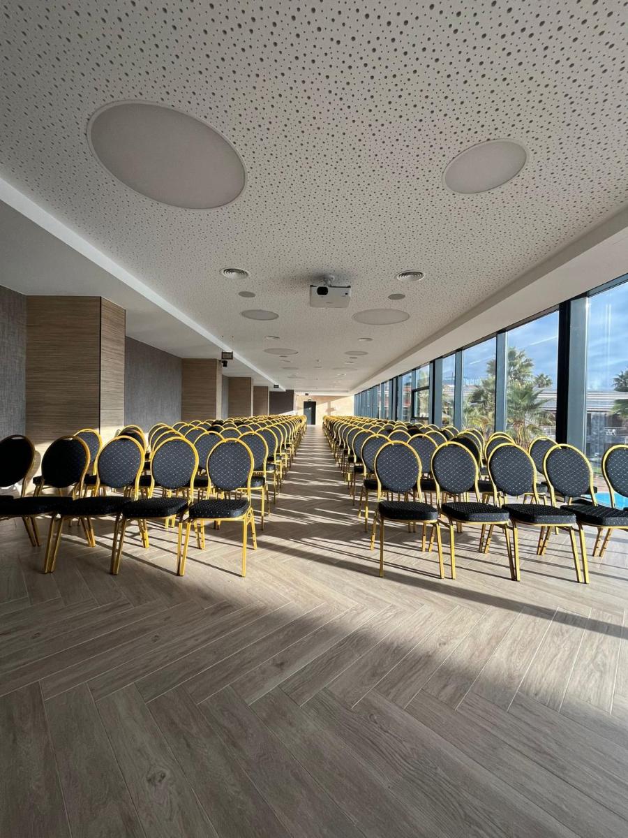 A área empresarial e/ ou a sala de conferências de Alambique - Hotel Resort & Spa