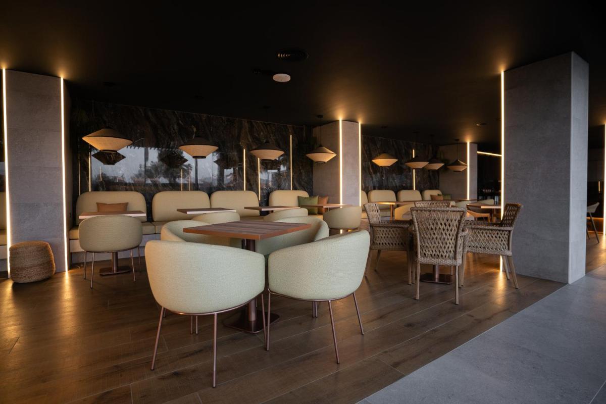 Uma área de estar em Alambique - Hotel Resort & Spa