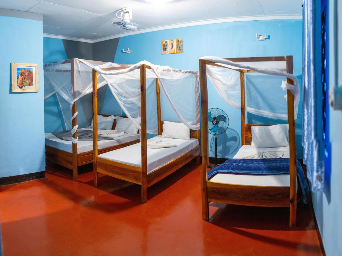 Royal Wonders Hotel - Housity