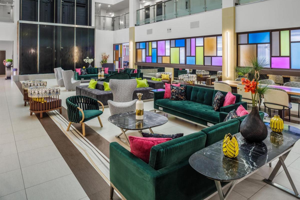 DoubleTree by Hilton Sarasota Bradenton Airport - Housity