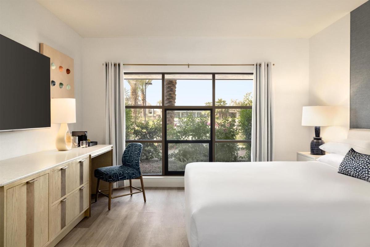 Hilton Scottsdale Resort & Villas - Housity