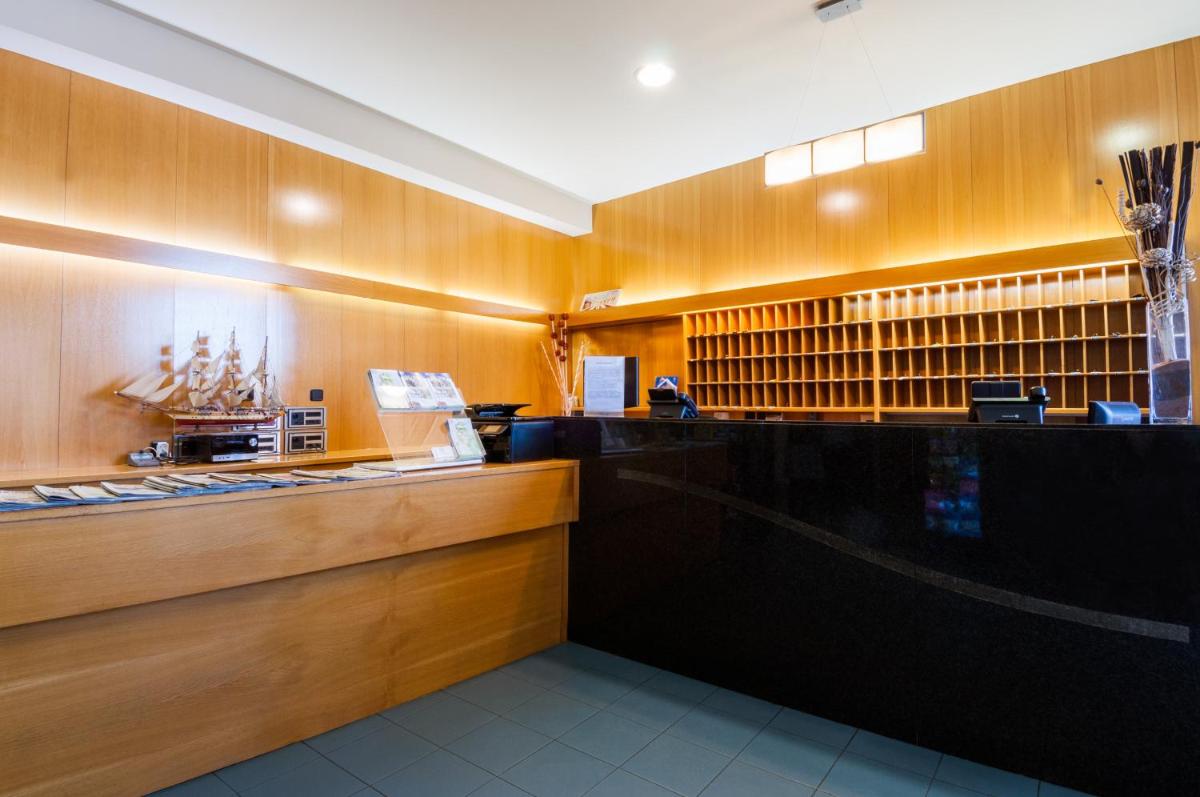 Hotel Ruta de Europa - Housity