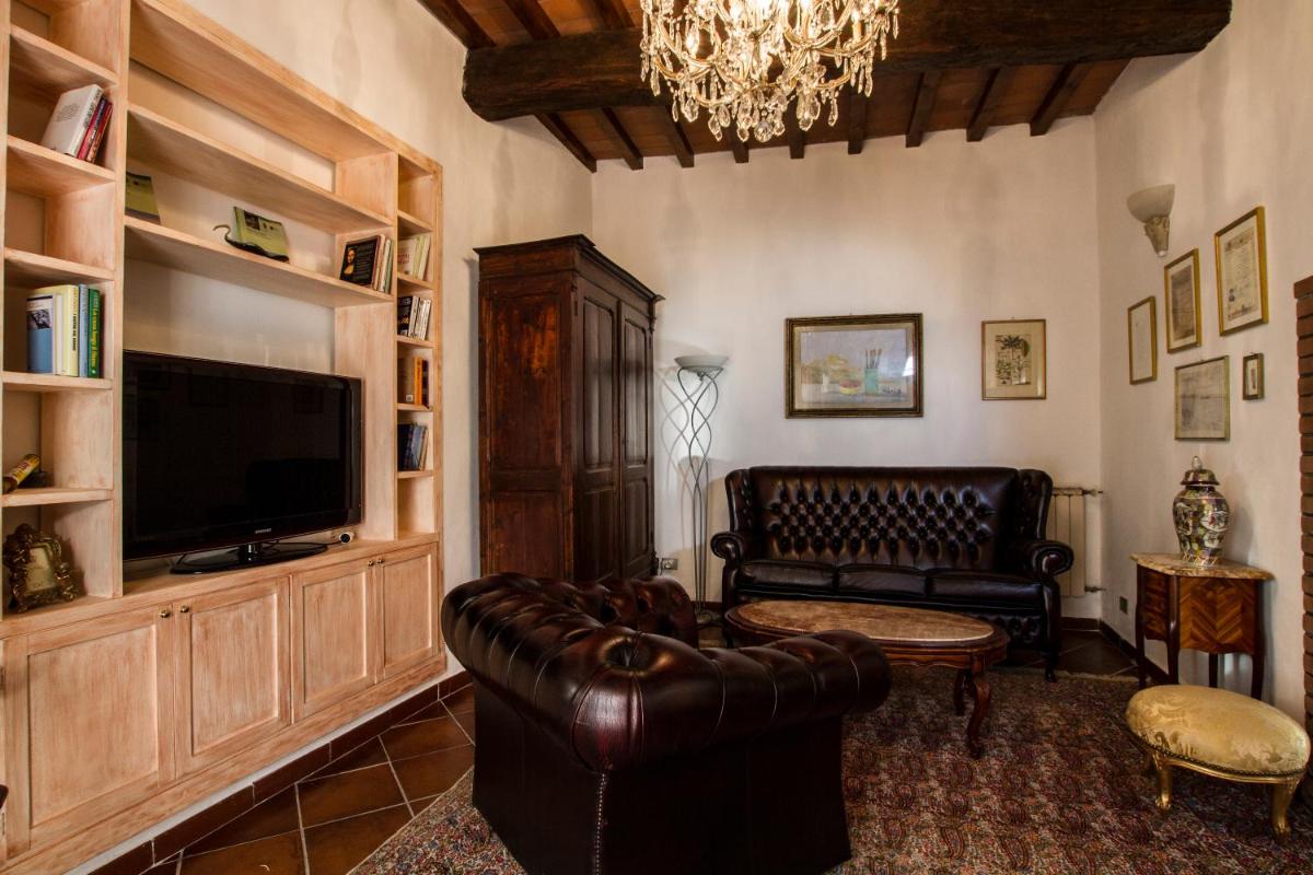Borgo della Rocca - Housity