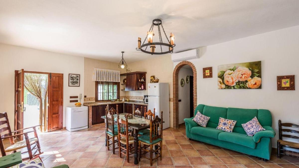 Casa El Lagar Alozaina by Ruralidays - Housity