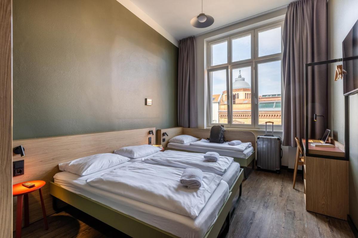 MEININGER Hotel Berlin Mitte - Housity