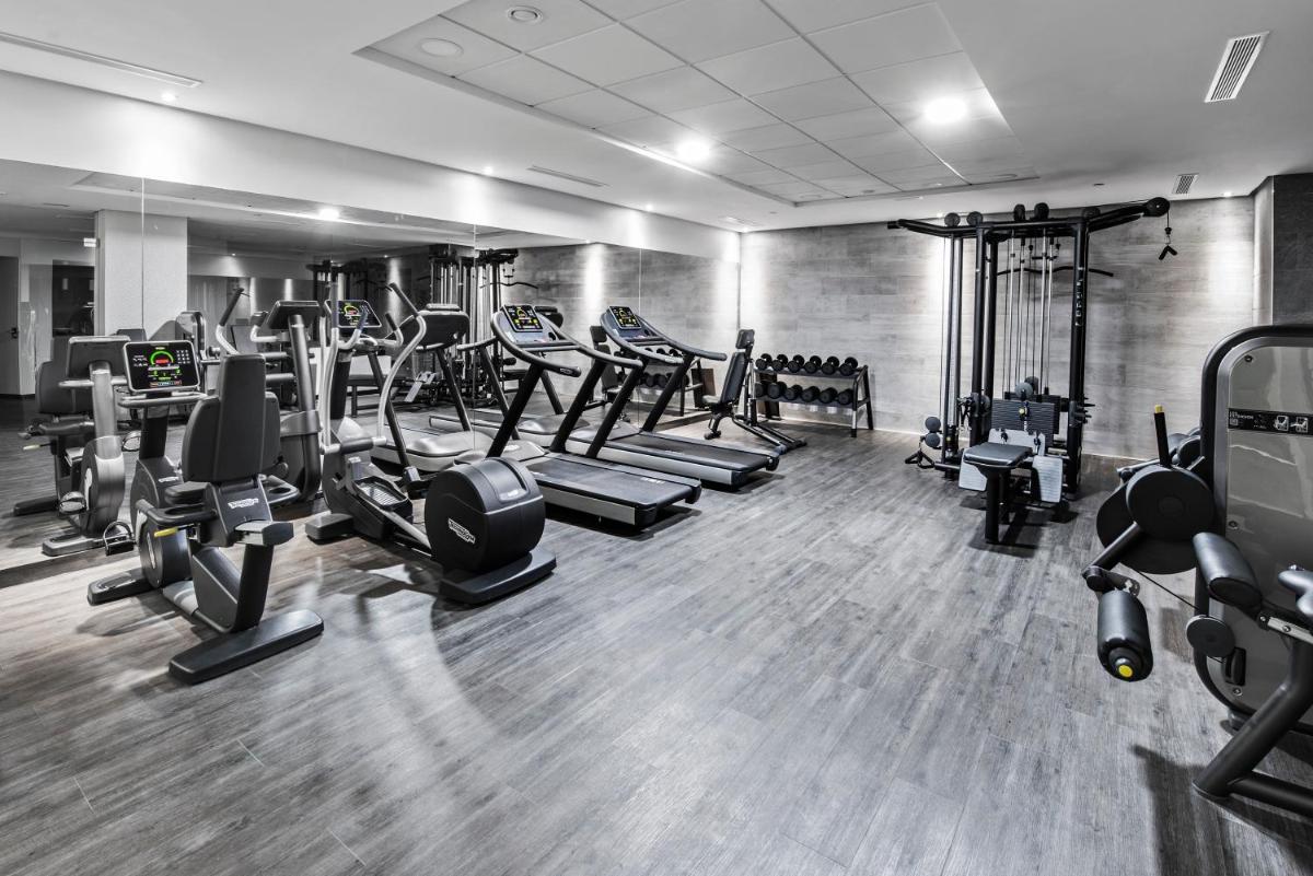 Gimnasio o instalaciones de fitness de Elba Lanzarote Royal Village Resort