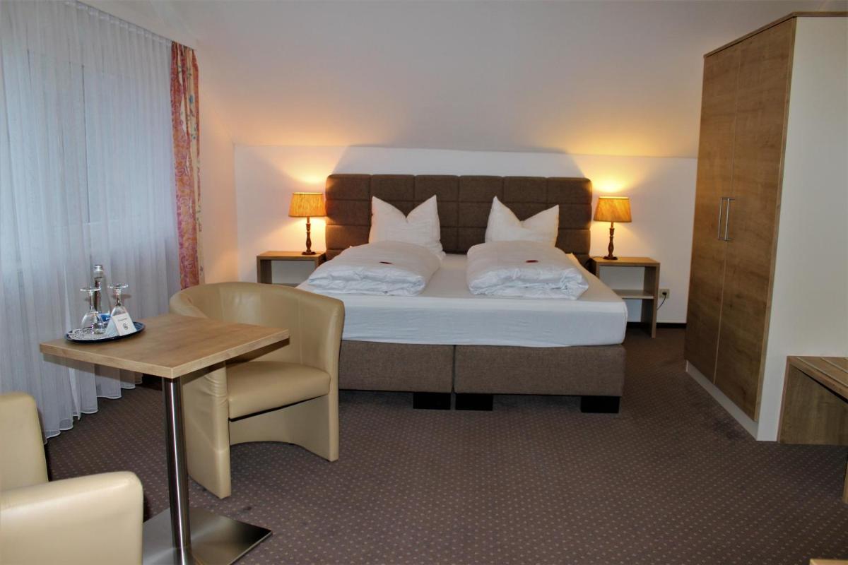 Hotel Restaurant Weisbrod - Housity