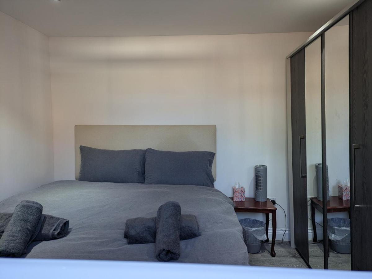 Peaceful and Comfortable Guest Residence in Chorlton, Manchester - Housity