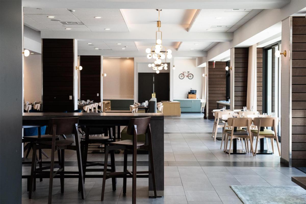 Hilton Garden Inn Redmond WA - Housity