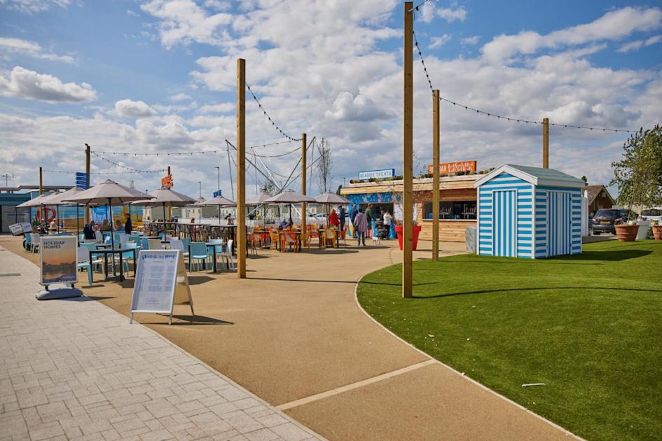 Driftwood Hotel Skegness by GNDJ - Housity