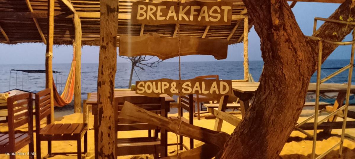 Ocean View Beach Resort - Kalpitiya - Housity