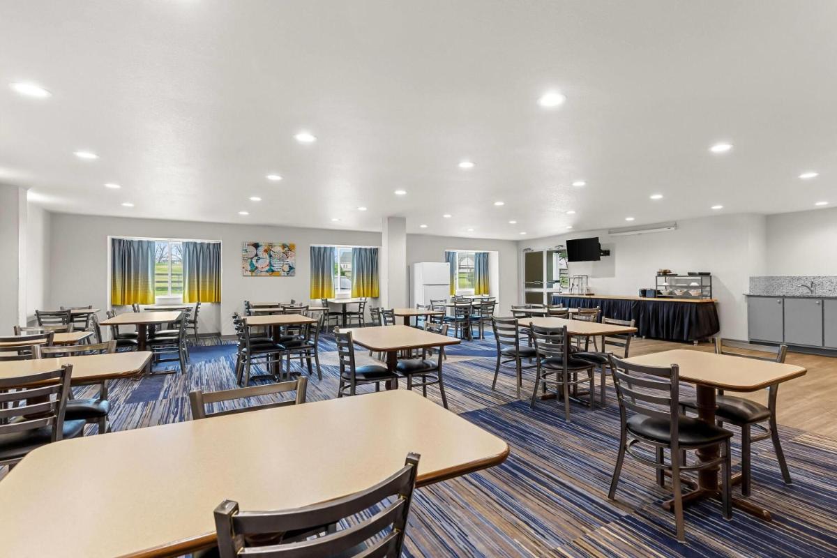 Microtel Inn & Suites by Wyndham Sainte Genevieve - Housity