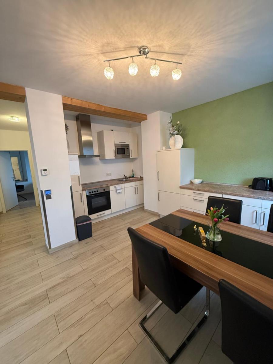 Ferienwohnung Zum Saaletalblick - Housity