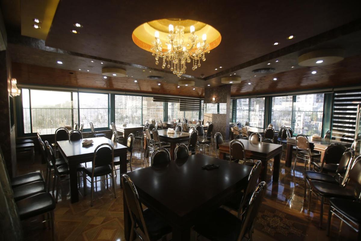 Isra Hotel - Housity