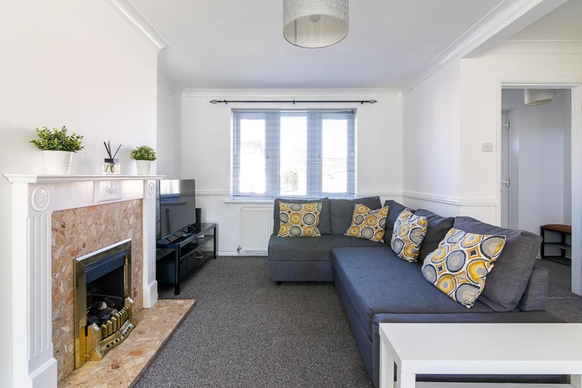 Maplewell House - Housity