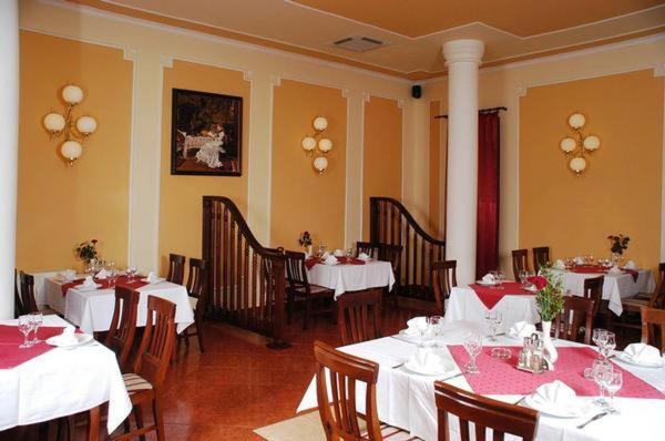 Hotel Astoria - Housity