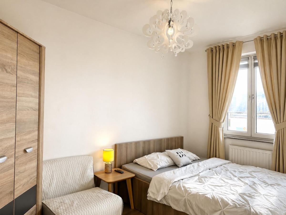 Downtown Apartments Family&Friends - Hizvo