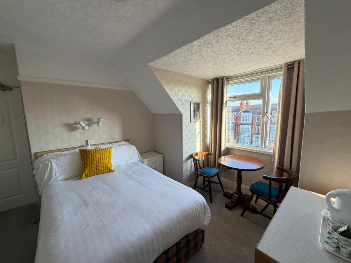 GNDJ Hotel Skegness - Housity