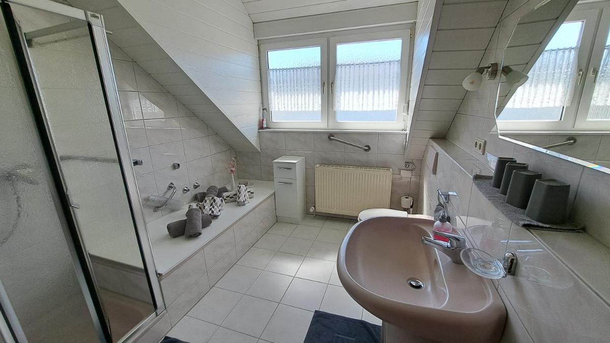 Ferienwohnung am Schoosberg, Niederkirchen bei Deidesheim - Housity