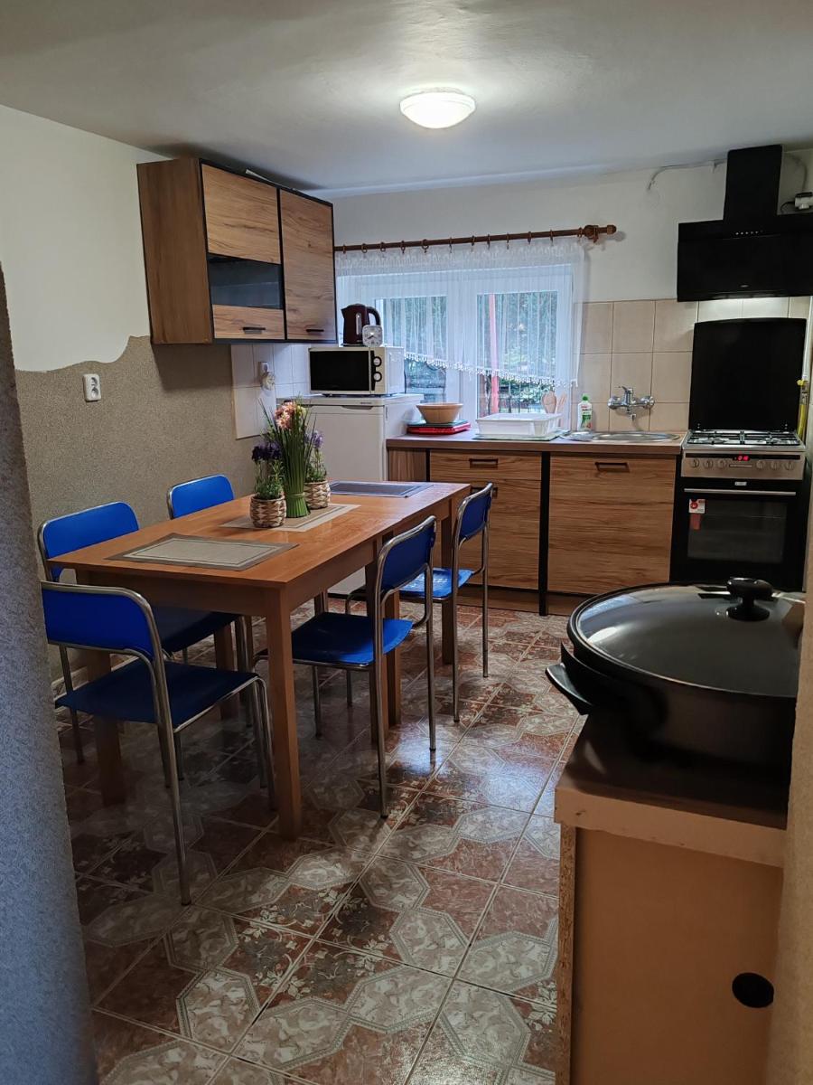 Dom Gościnny Maja - Pokoje - Housity