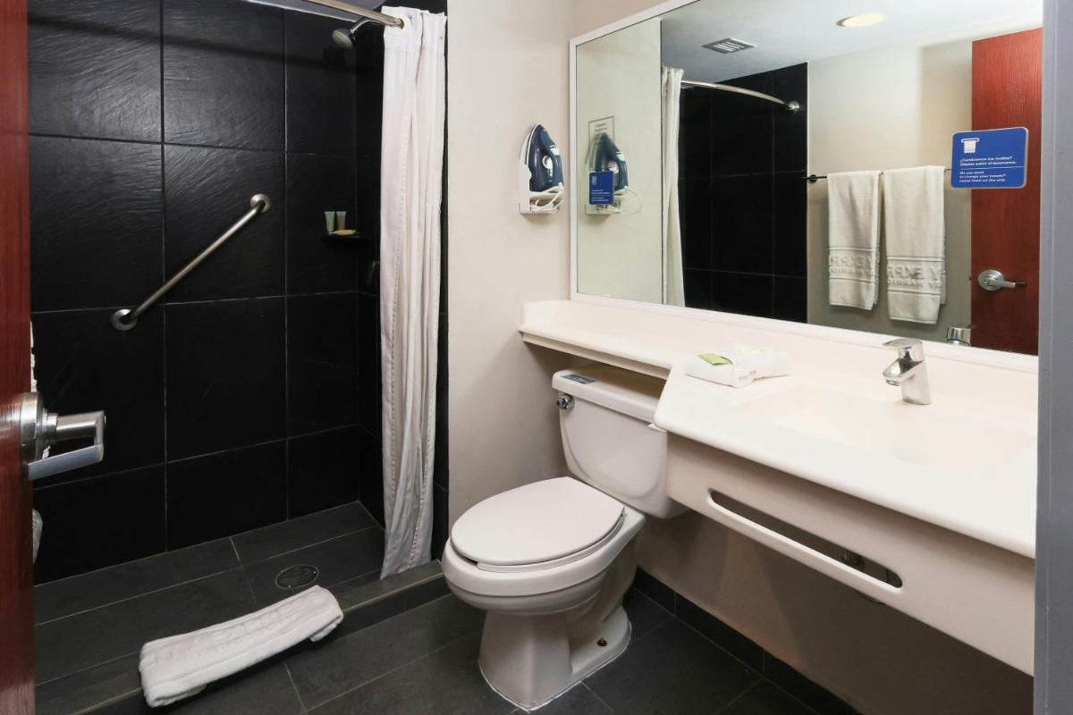 City Express by Marriott Tampico - Housity