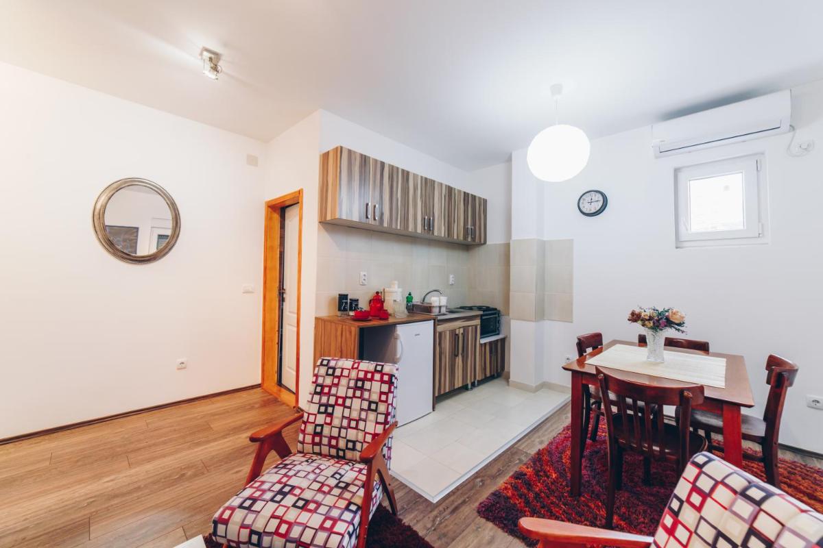 Sreckovic Apartmani 2 - Hizvo