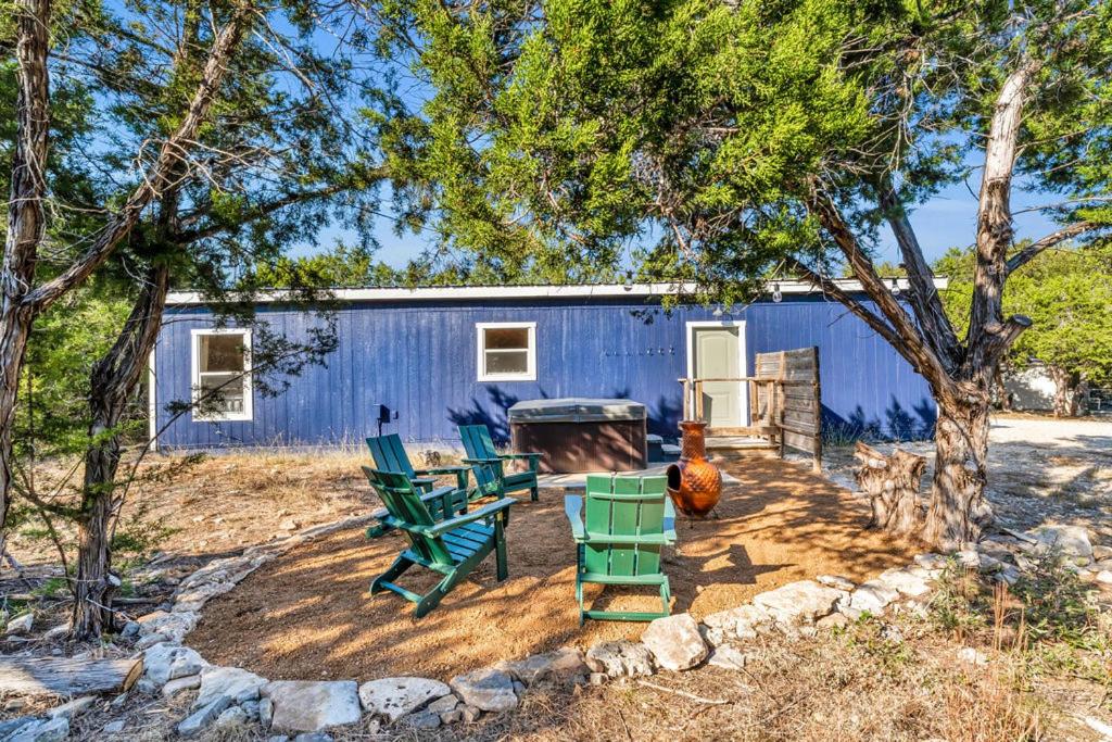 East Side Bluebonnet - Housity