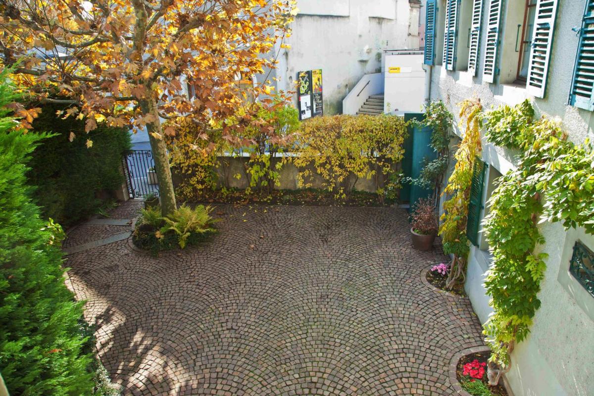 Charming Geneva - Housity
