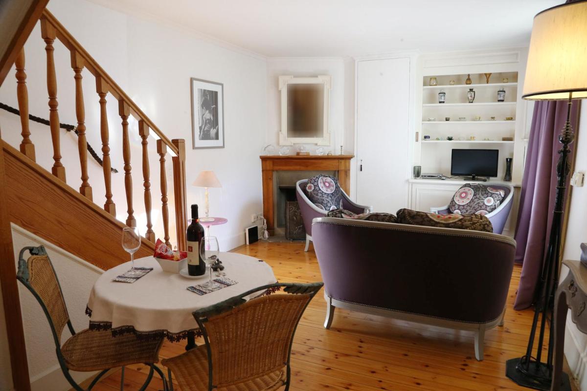 Charming Geneva - Housity