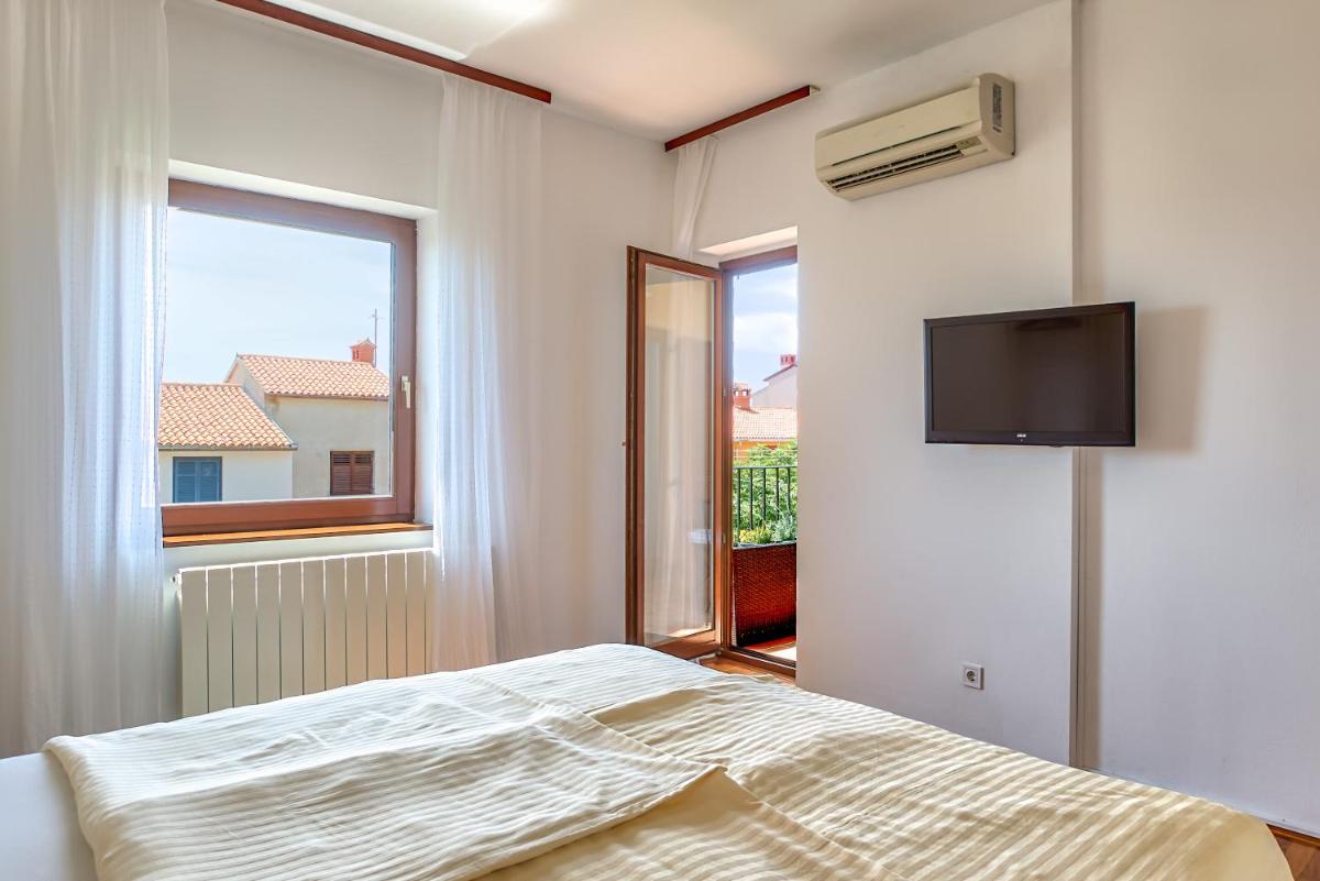 Apartment Sandra - Housity
