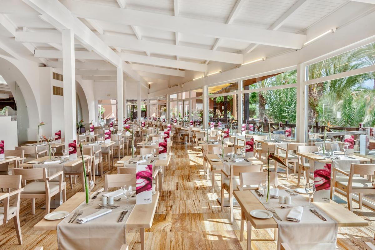 Un restaurante o sitio para comer en Occidental Jandía Playa