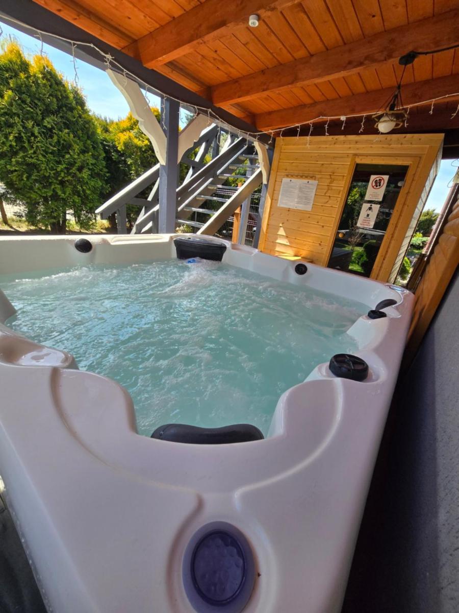 Słoneczna Idylla - Nad Zalewem k Karpacza SAUNA JACUZZI - Housity