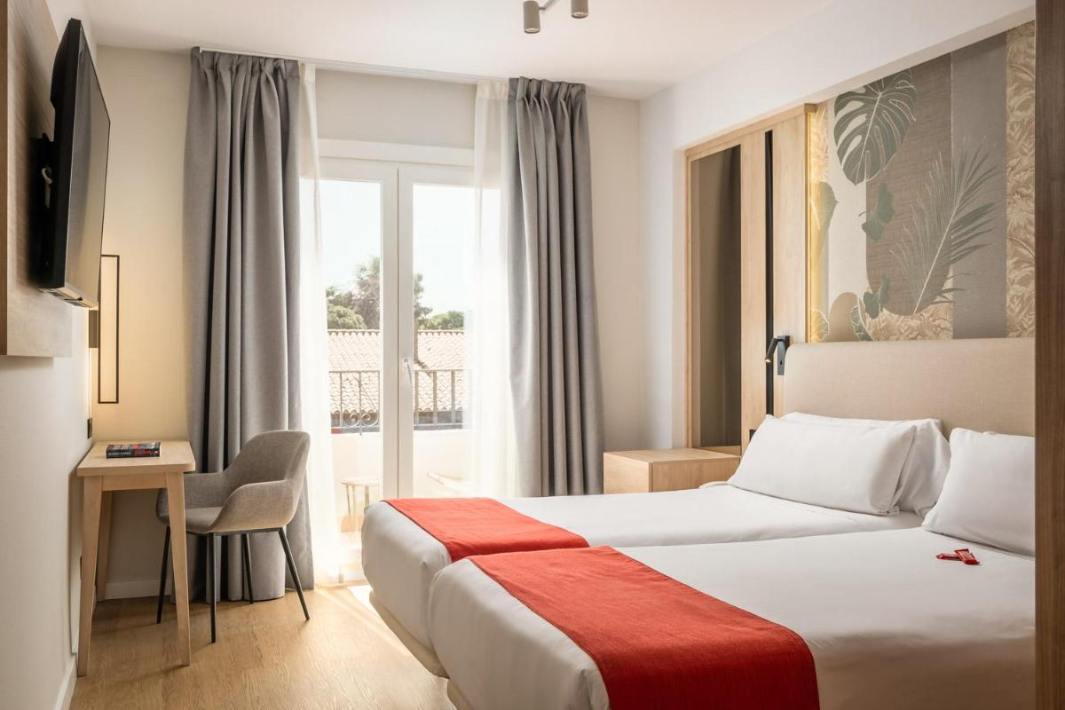 Hotel Canal Olímpic - Housity
