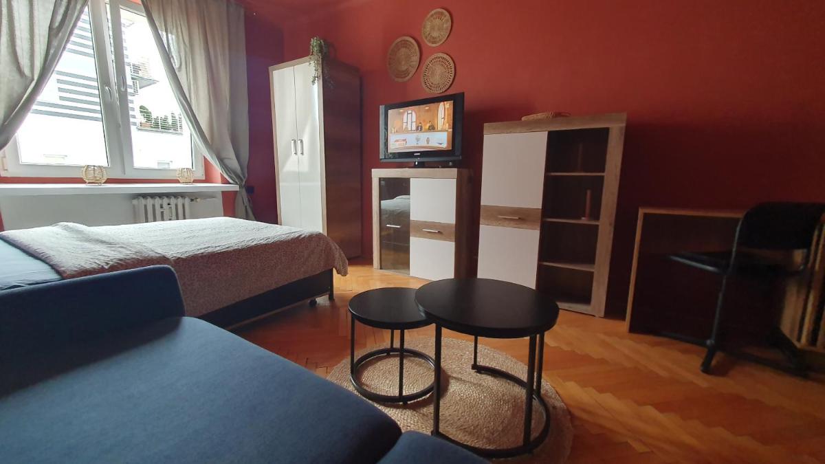 Noclegi w Łodzi, Komfortowe Pokoje, Wielkopolska 39 - Housity