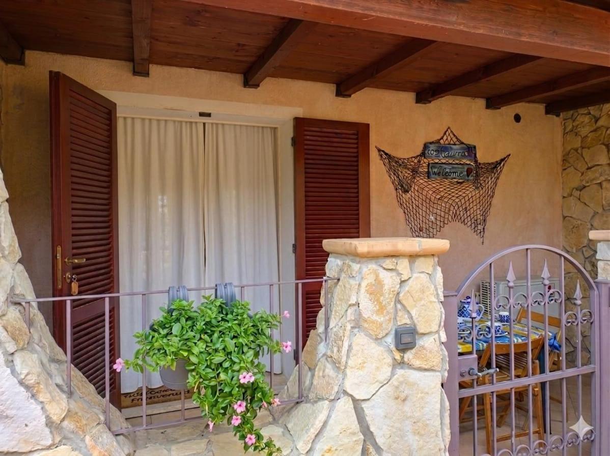 Casa Azzurra - Housity
