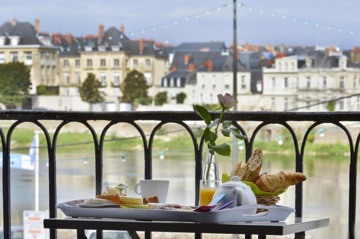 Logis Hôtel Restaurant Cristal - Housity