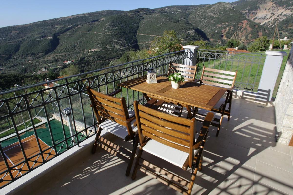 Treanto Nafpaktos Boutique Hotel - Housity