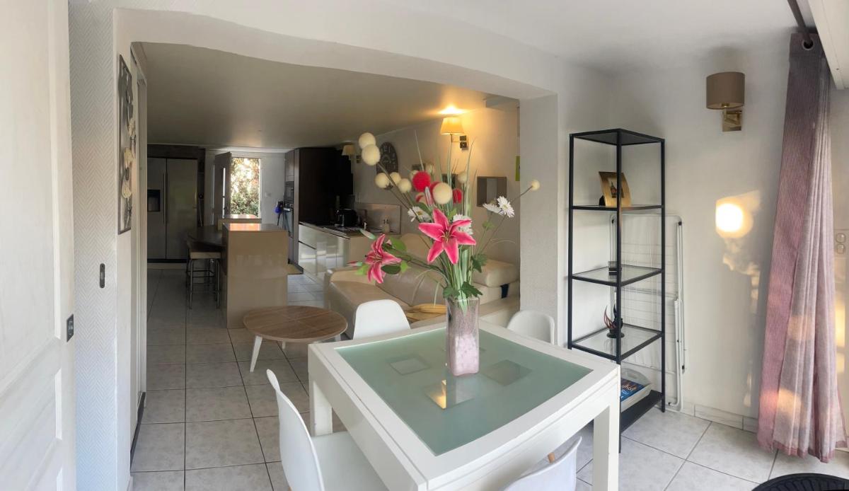 Le grand selve, jacuzzi et sauna - Housity
