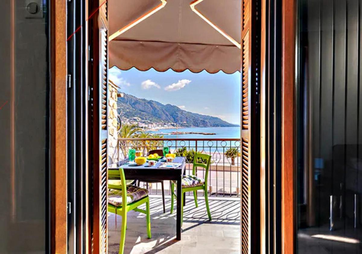 Apartment les Sablettes panoramic sea view - Hizvo