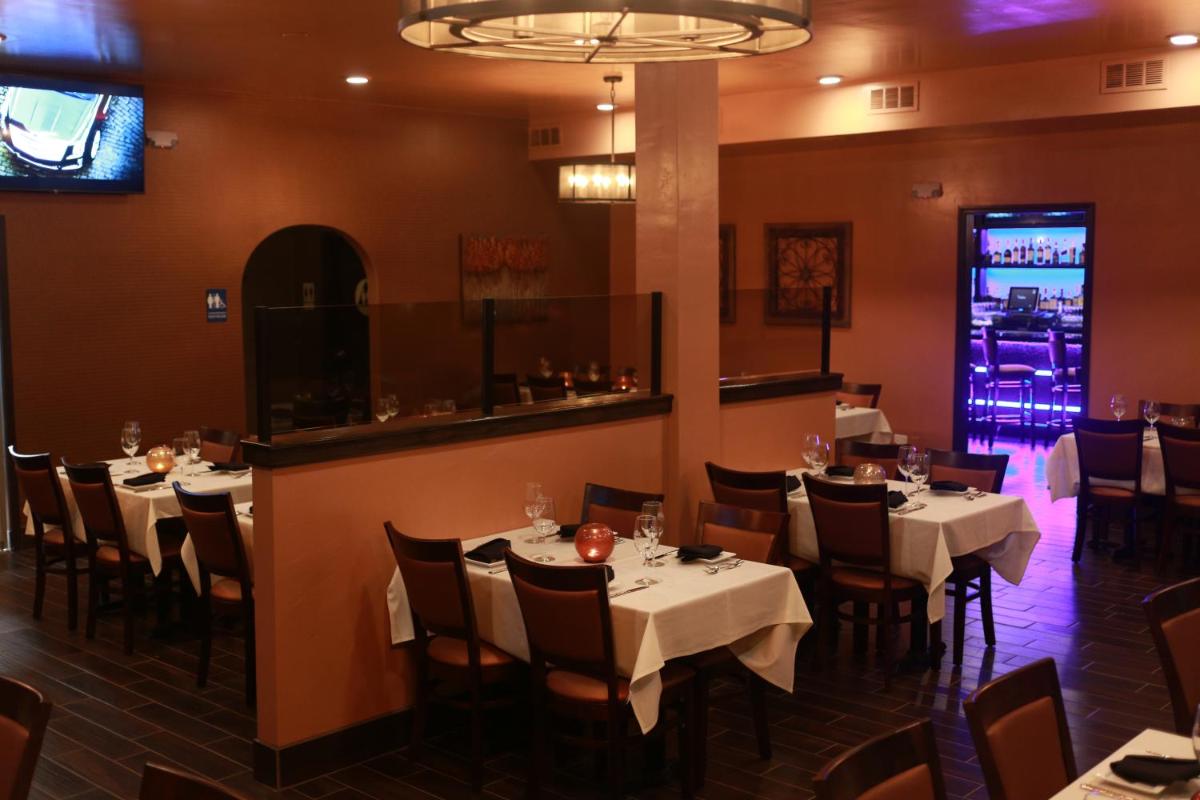 Travelers Inn Manteca - Housity