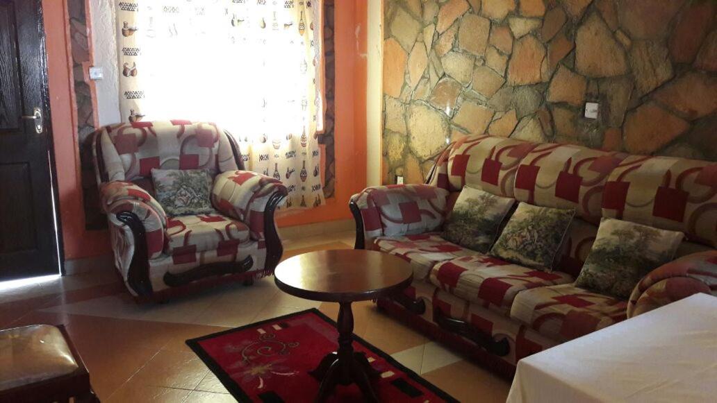 Marlin Guest Resort - Housity